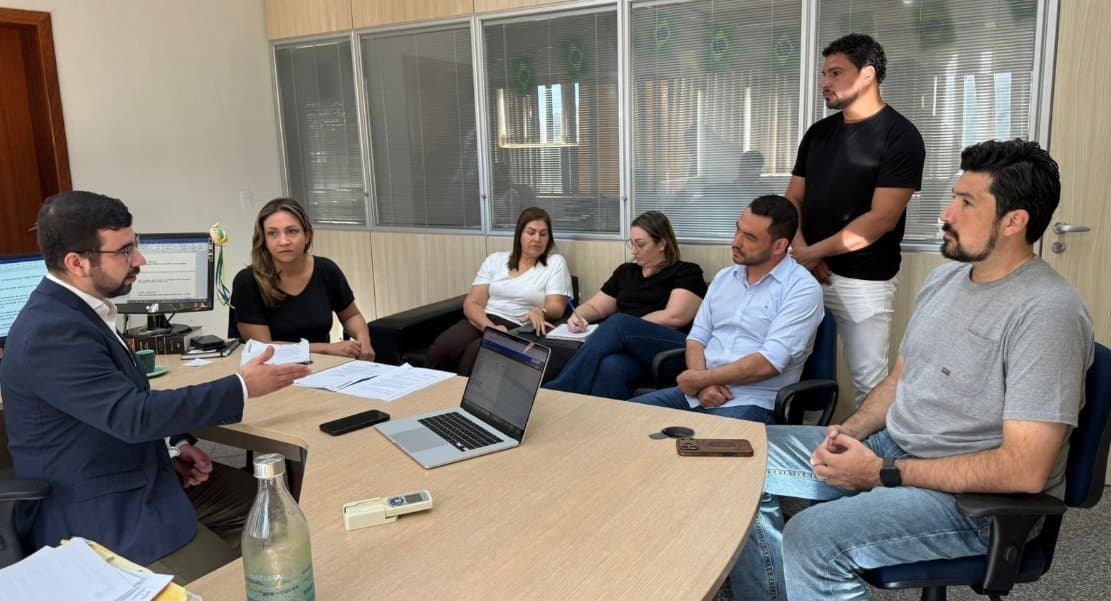 Câmara de Nova Andradina solicita informações sobre vazamentos de água e condições da drenagem urbana